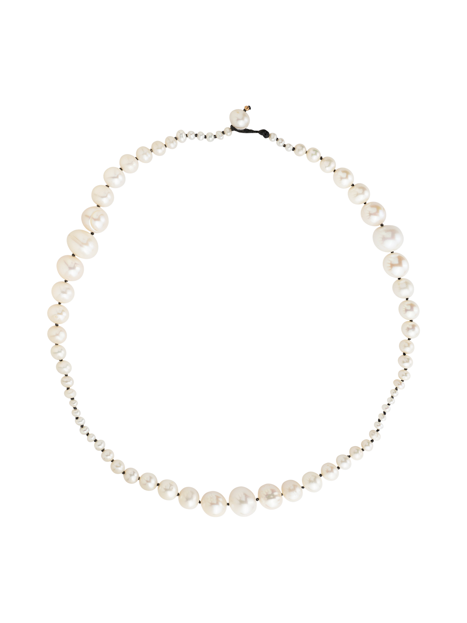 Classic pearl necklace